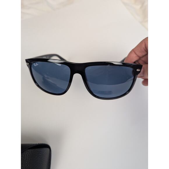 Ray-Ban 4147 Men's Sunglasses Black Frame Dark Blue Lens 601/80 Size 60 15 145 - Picture 4 of 13